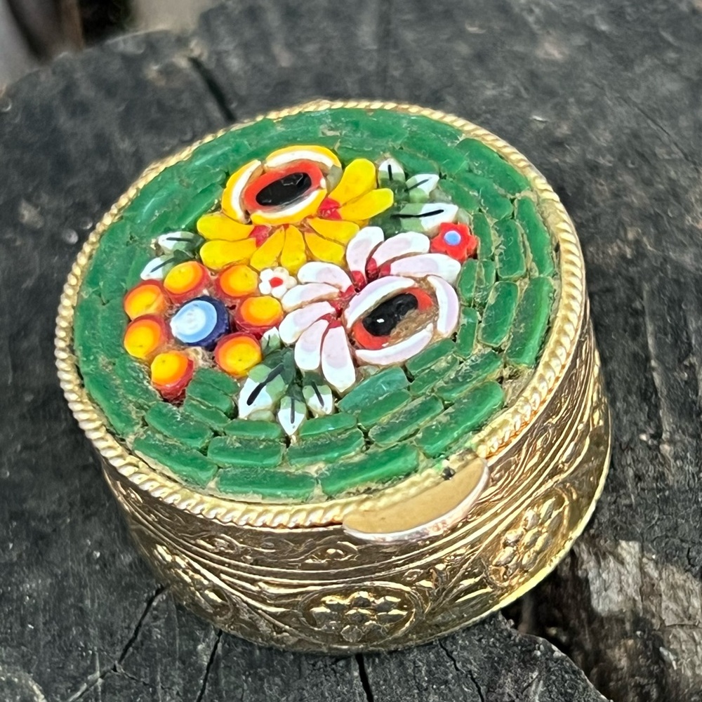 Vintage Micro Mosaic Mini Pill Box – Hinge Lid – 1.25”